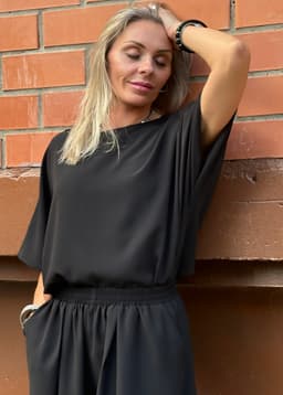 Set: Skort & Blouse — Black