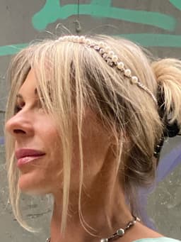 Necklace — Tiara