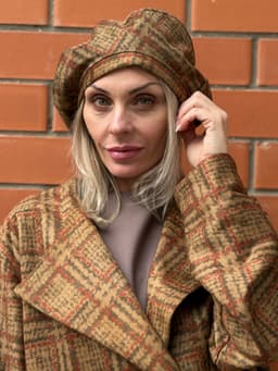 Beret — Plaid