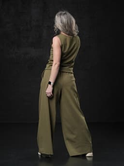Top — Pine Green