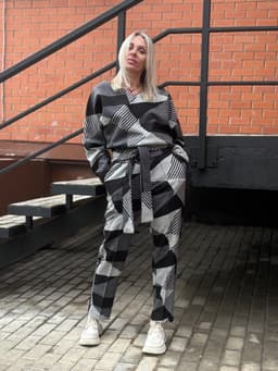 Creased Pants, Longsleeve & Sash Set — Black & White