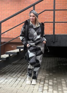 Creased Pants, Longsleeve & Sash Set — Black & White