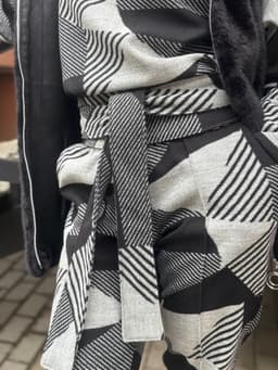 Creased Pants, Longsleeve & Sash Set — Black & White