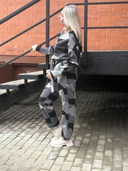 Creased Pants, Longsleeve & Sash Set — Black & White