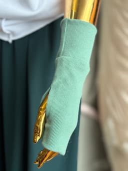 Reversible Ribbed Arm Warmers — Sage