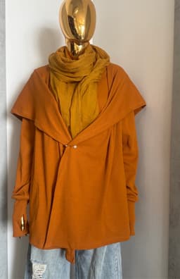 Set: Robe, Scarf, Tank Top & Brooch