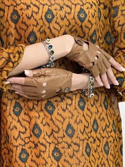 Gloves — Leather, Peach