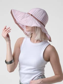 Striped Hat — Cranberry