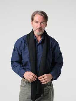 Knit Scarf — Black