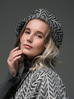 Beret — Zigzag