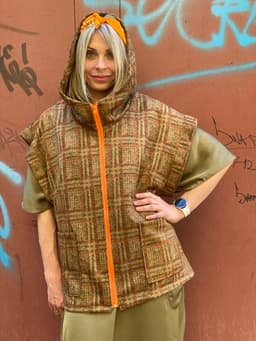 Plaid Vest — Hood & Pockets