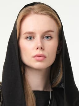 Crinkled Hood Scarf — Black