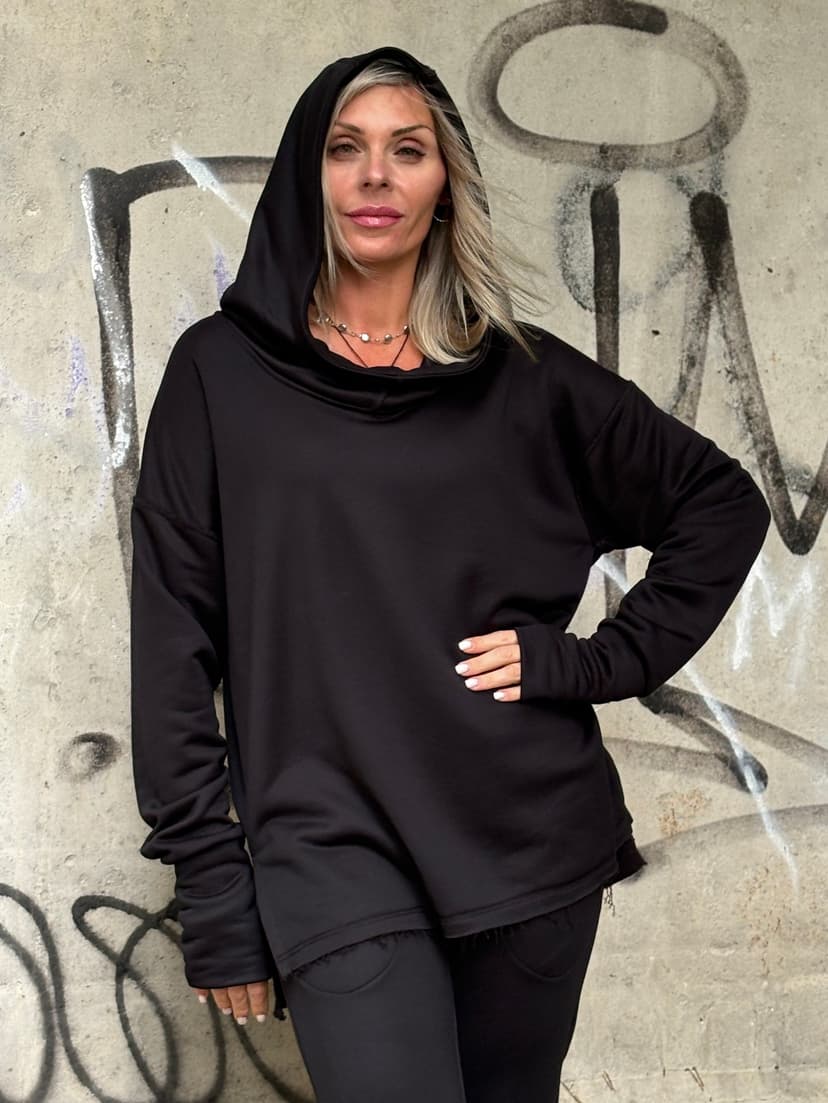 Hoodie — Black