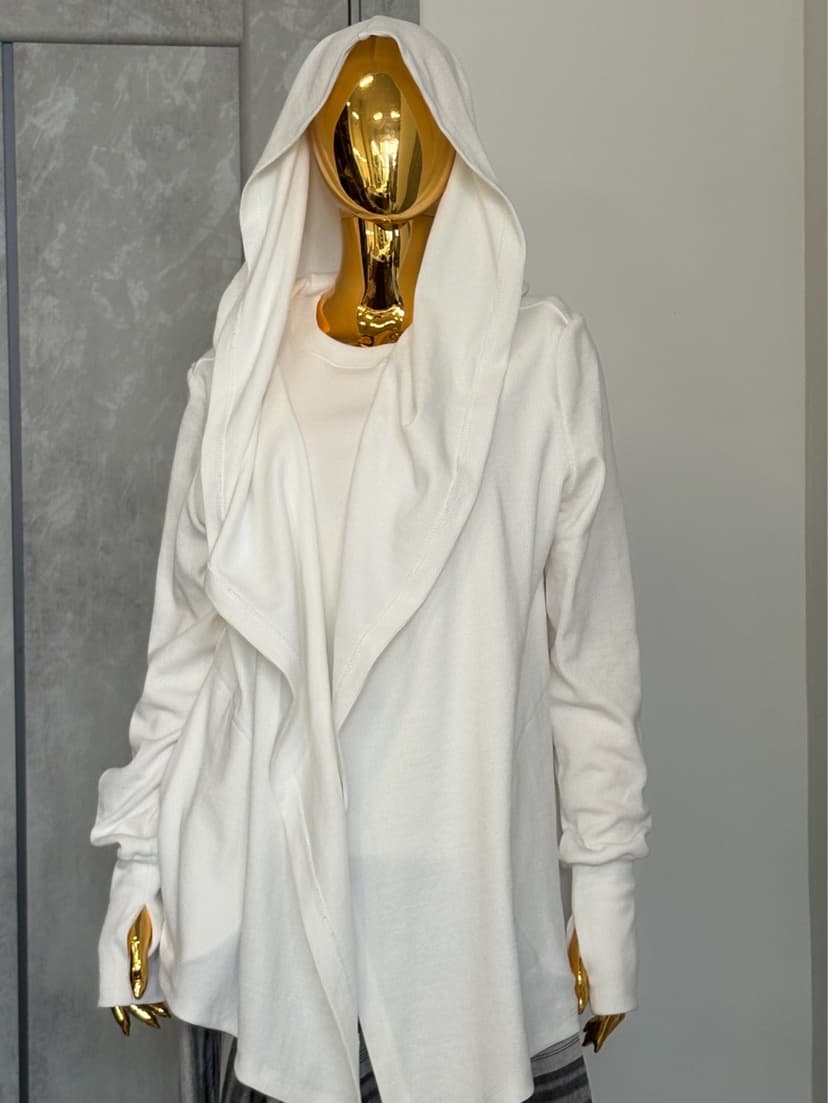 Kaftans, Kimonos & Jackets