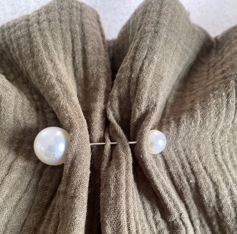 Piercing Brooch — Pearl (1 pc)